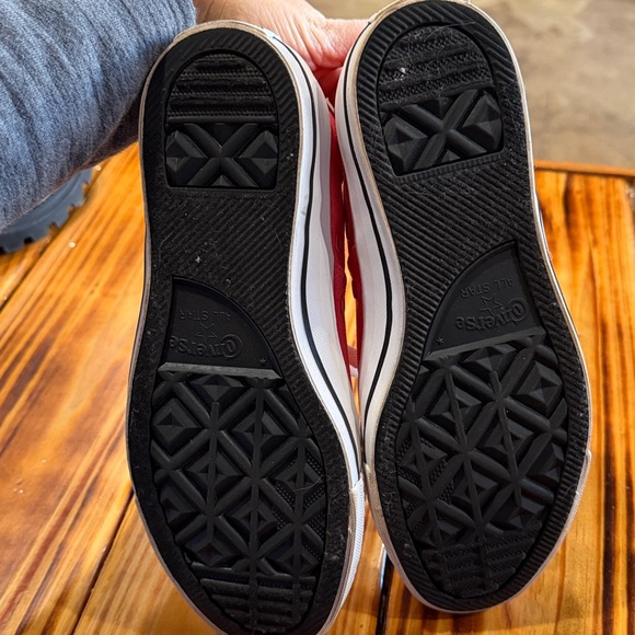 Converse - Picture 4 of 5